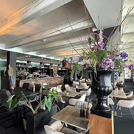 Aan De Linge Hotel 3*