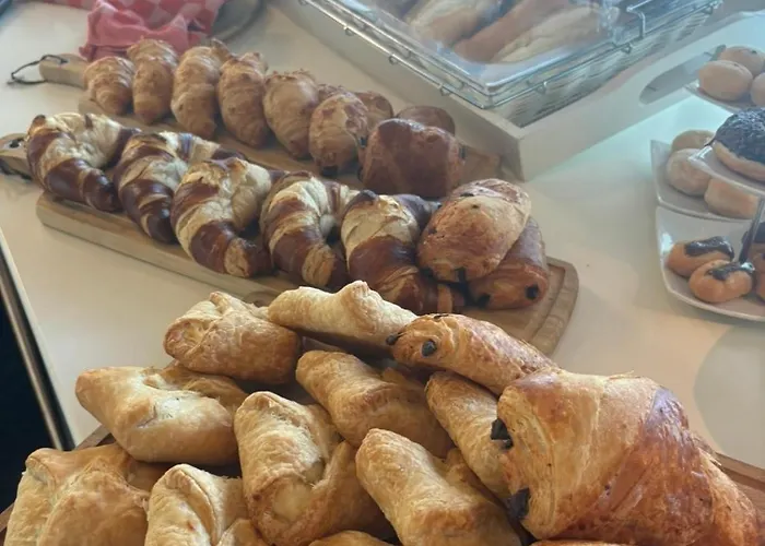 Aan De Linge Szálloda