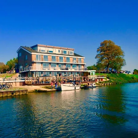 فندق Aan De Linge 3*