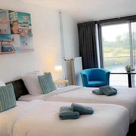 فندق Aan De Linge 3*