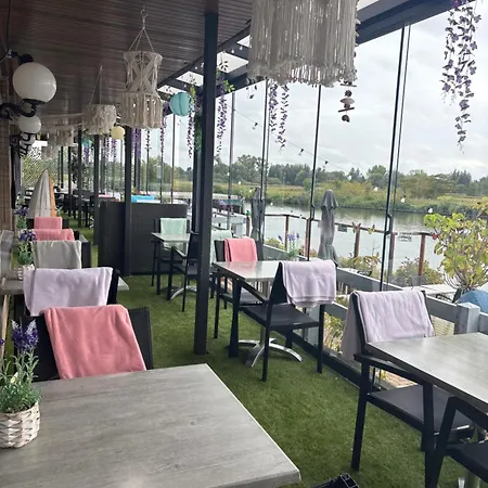 Hotel Aan De Linge 3*